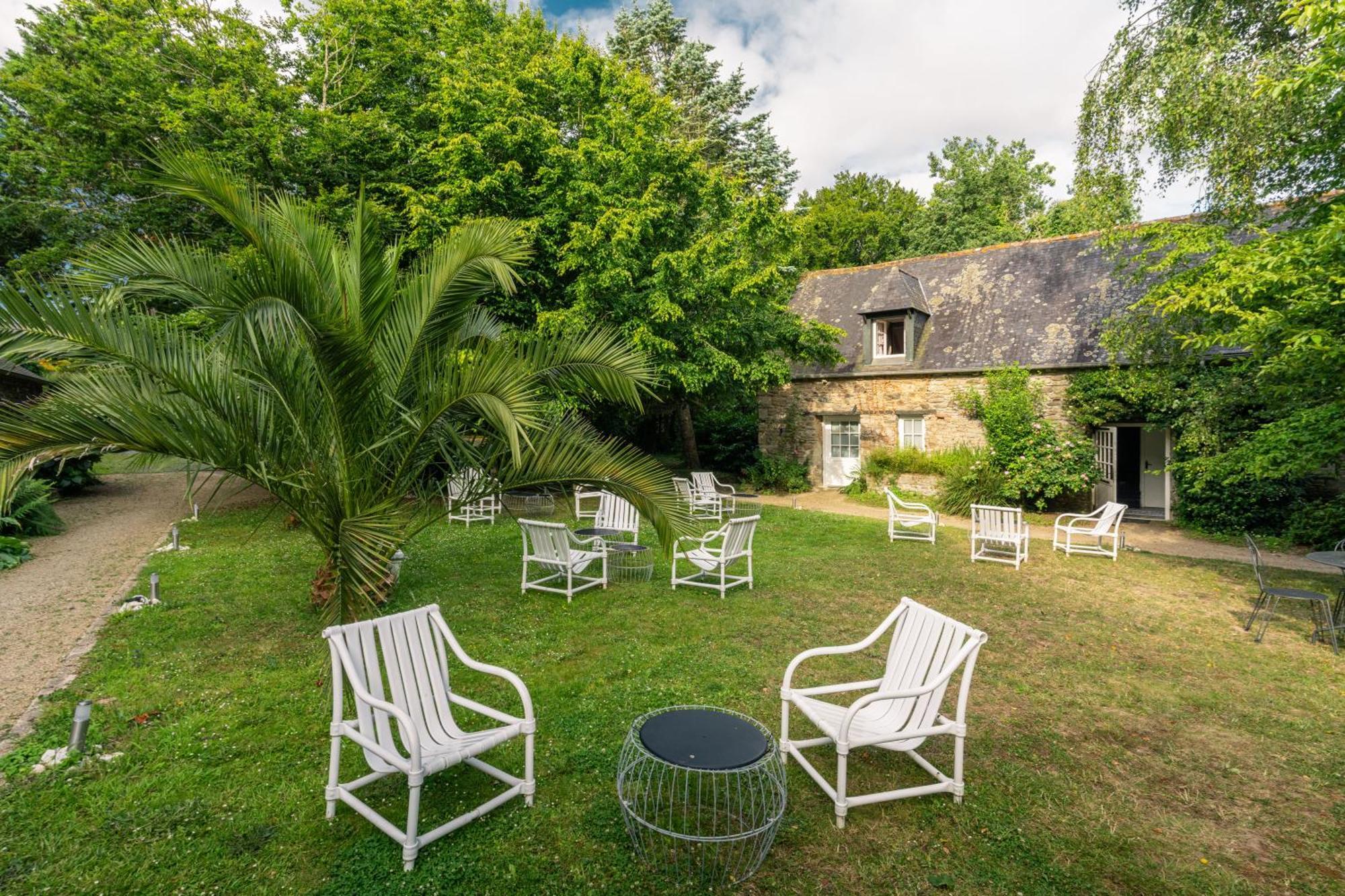 Hotel Kastell Dinec'H Minihy-Tréguier エクステリア 写真