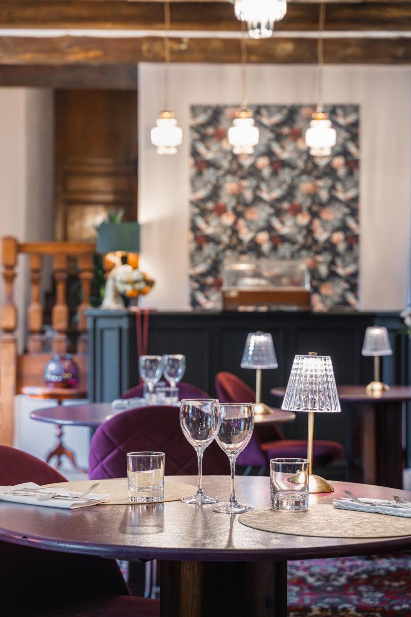 Hotel Kastell Dinec'H Minihy-Tréguier エクステリア 写真