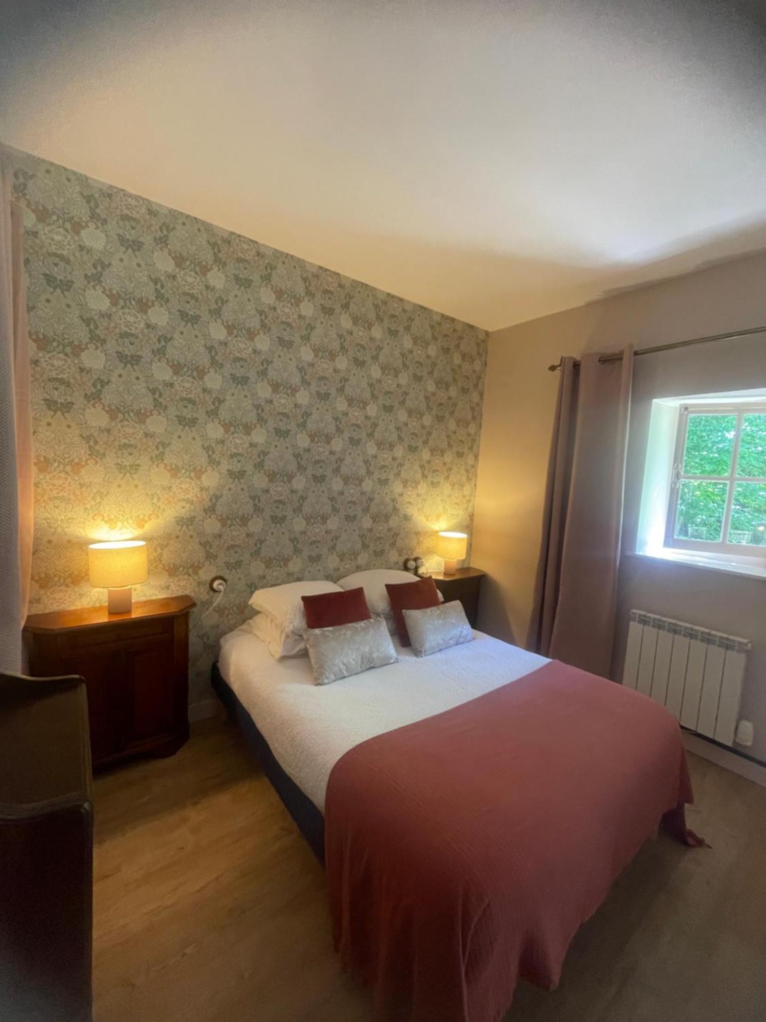 Hotel Kastell Dinec'H Minihy-Tréguier エクステリア 写真